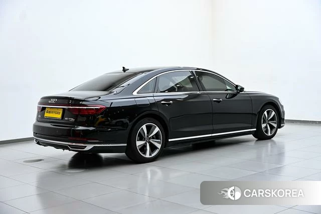 Audi A8 PHEV id 4366005 из Китая 11