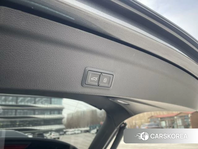 Audi Q3 Sportback id 4258594 из Китая 11