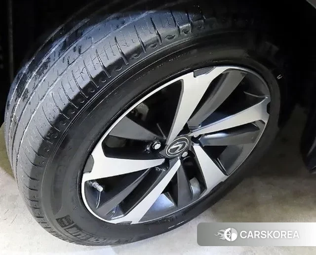 Lexus NX300h id 3718345 из Кореи 11