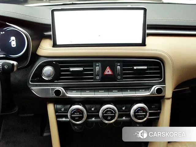 Genesis The New G70 id 3635614 из Кореи 11