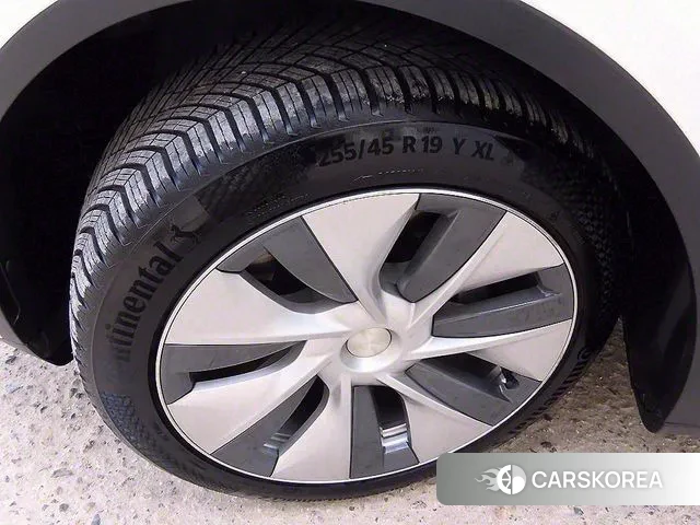 Tesla Model Y id 3121954 из Кореи 11