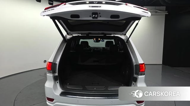 Jeep Grand Cherokee id 3905527 из Кореи 11