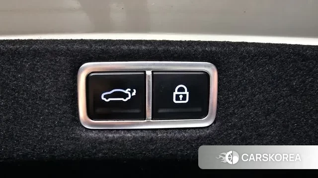 Hyundai Grandeur Hybrid (GN7) id 3452477 из Кореи 11