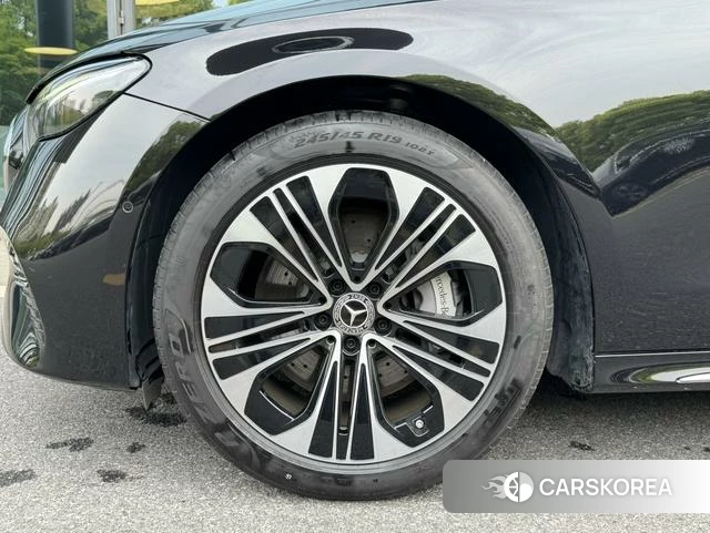 Mercedes-Benz E-class PHEV id 4238795 из Китая 11
