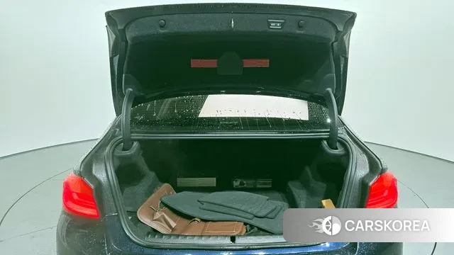 BMW 5 Series (G30) id 3417826 из Кореи 11