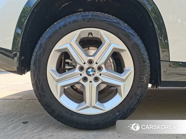 BMW X1 id 4275754 из Китая 11