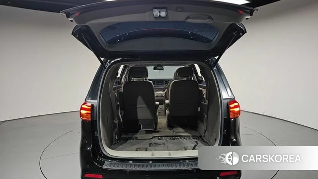 Kia The New Carnival id 4448207 из Кореи 11