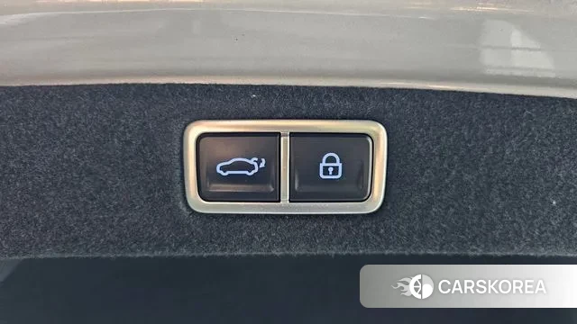 Hyundai Grandeur (GN7) id 2925504 из Кореи 11