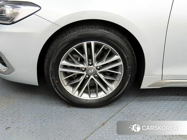 Hyundai Grandeur IG id 4633294 из Кореи 11