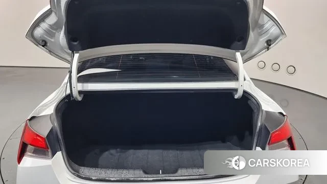 Hyundai Avante Hybrid (CN7) id 3615662 из Кореи 11