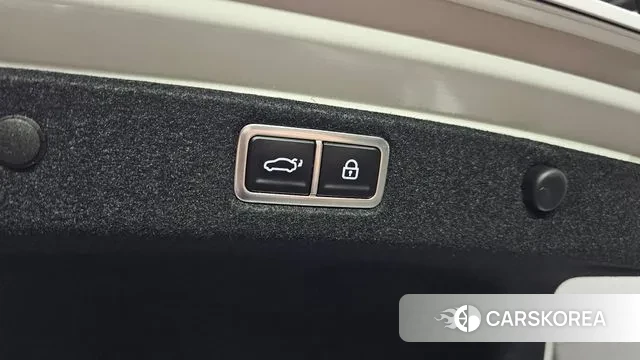 Hyundai Grandeur Hybrid (GN7) id 3119952 из Кореи 11