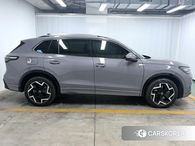 Volkswagen Tiguan L id 4259679 из Китая 11