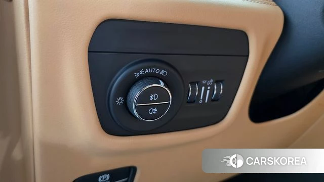 Jeep Grand Cherokee (WL) id 4401345 из Кореи 11