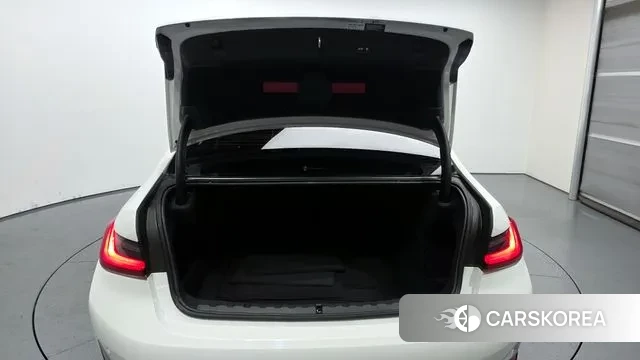 BMW 3 Series (G20) id 3572243 из Кореи 11