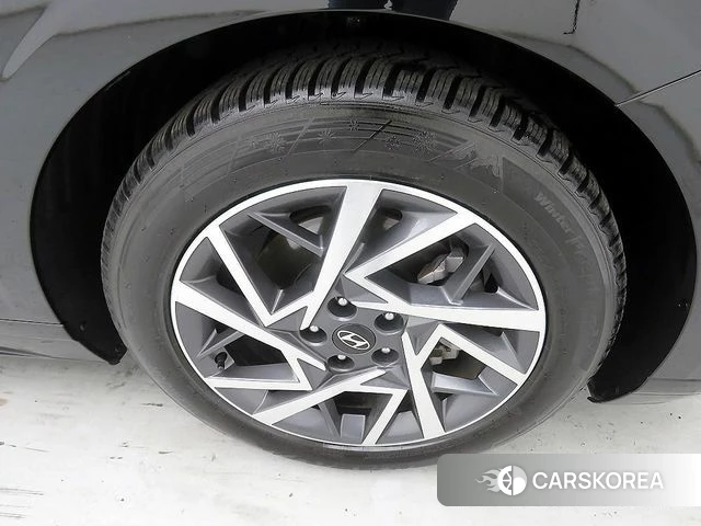 Hyundai Grandeur (GN7) id 3818123 из Кореи 11