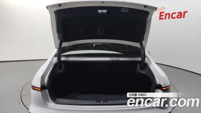 Hyundai Grandeur Hybrid (GN7) id 2500339 из Кореи 11