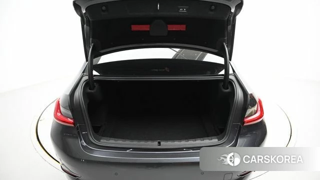 BMW 3 Series (G20) id 3935581 из Кореи 11