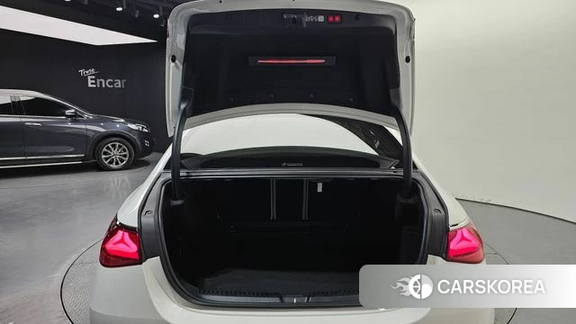 Mercedes-Benz E-Class W214 id 3890979 из Кореи 11