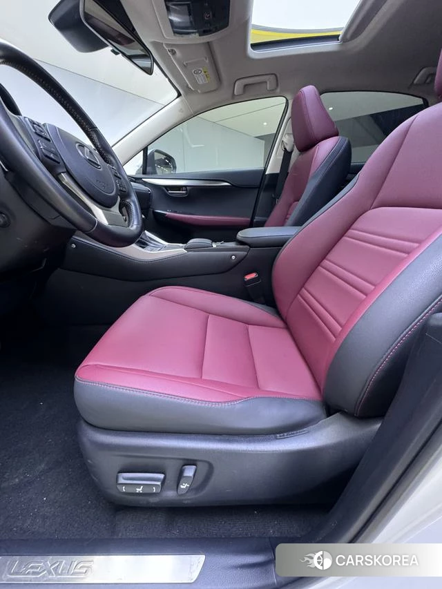 Lexus NX id 4374662 из Китая 11
