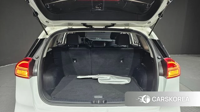 Kia Niro EV id 3827597 из Кореи 11