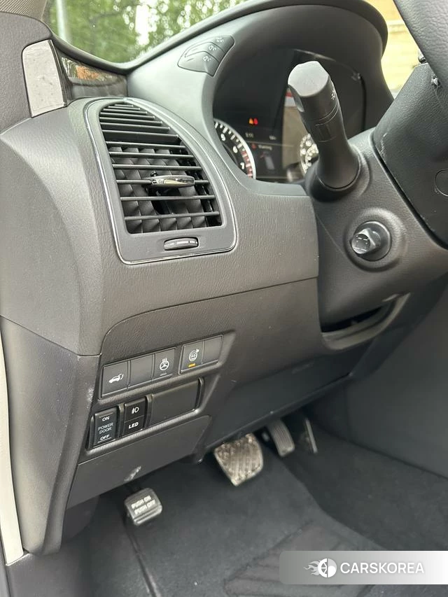 Nissan Toure id 4272187 из Китая 11