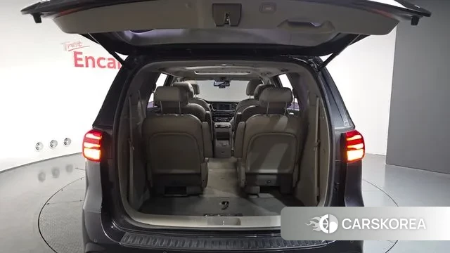 Kia All New Carnival id 3319787 из Кореи 11