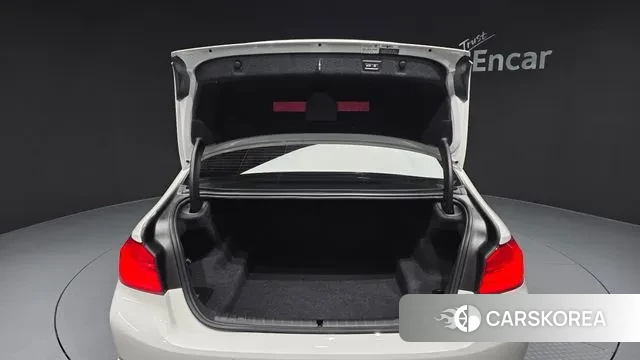 BMW 5 Series (G30) id 3723330 из Кореи 11