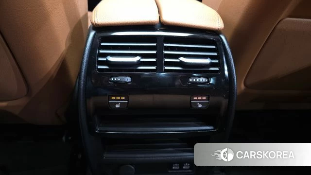 BMW 5 Series (G30) id 4928896 из Кореи 11