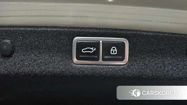 Hyundai Grandeur (GN7) id 3871003 из Кореи 11