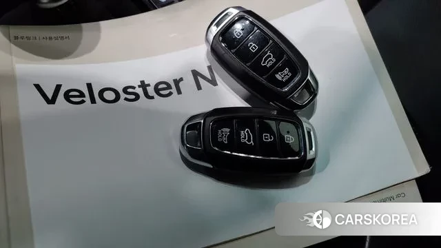 Hyundai Veloster (JS) id 3459928 из Кореи 11