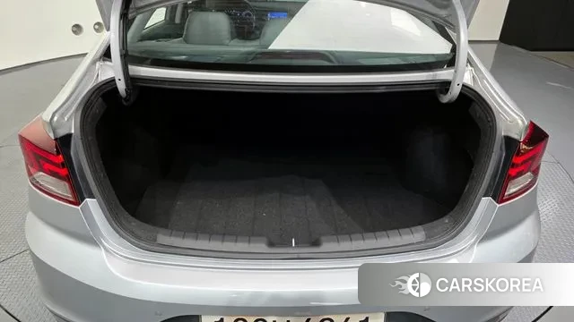 Hyundai The New Avante AD id 3494229 из Кореи 11