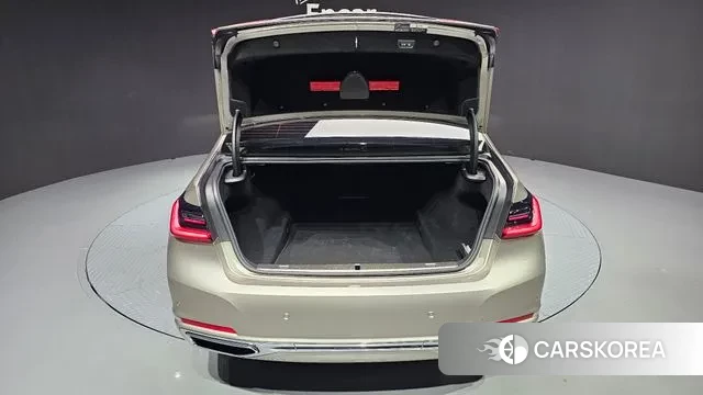 BMW 7 Series (G11) id 3219684 из Кореи 11