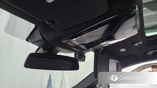 BMW 5 Series (G30) id 3412820 из Кореи 11