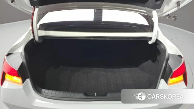 Hyundai Avante Hybrid (CN7) id 4635951 из Кореи 11