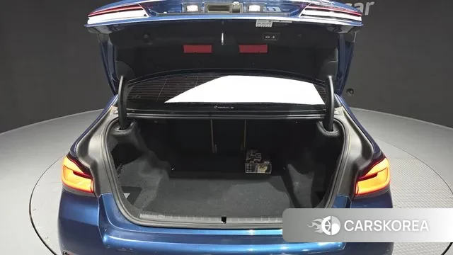 BMW 5 Series (G30) id 3741557 из Кореи 11