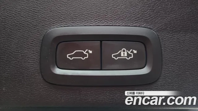 Volvo XC40 id 2936990 из Кореи 11