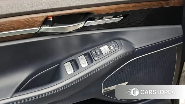 Genesis G90 id 3723293 из Кореи 11