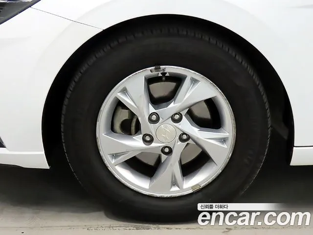 Hyundai Avante (CN7) id 2667378 из Кореи 11