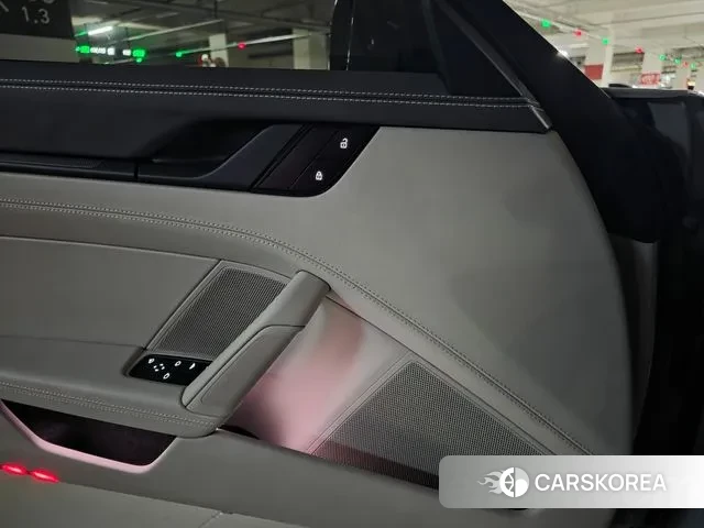 Porsche 911(992) id 3305473 из Кореи 11