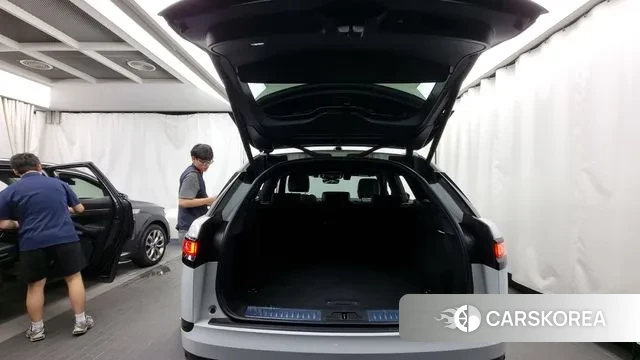 Land Rover Range Rover Velar id 3043702 из Кореи 11