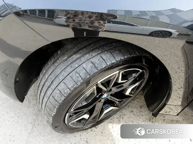 BMW iX id 3372471 из Кореи 11