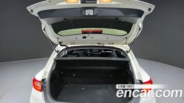 Kia Stonic id 2525701 из Кореи 11