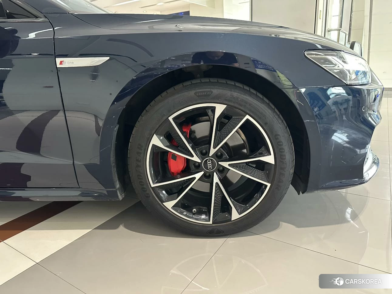Audi A7L id 4467622 из Китая 11