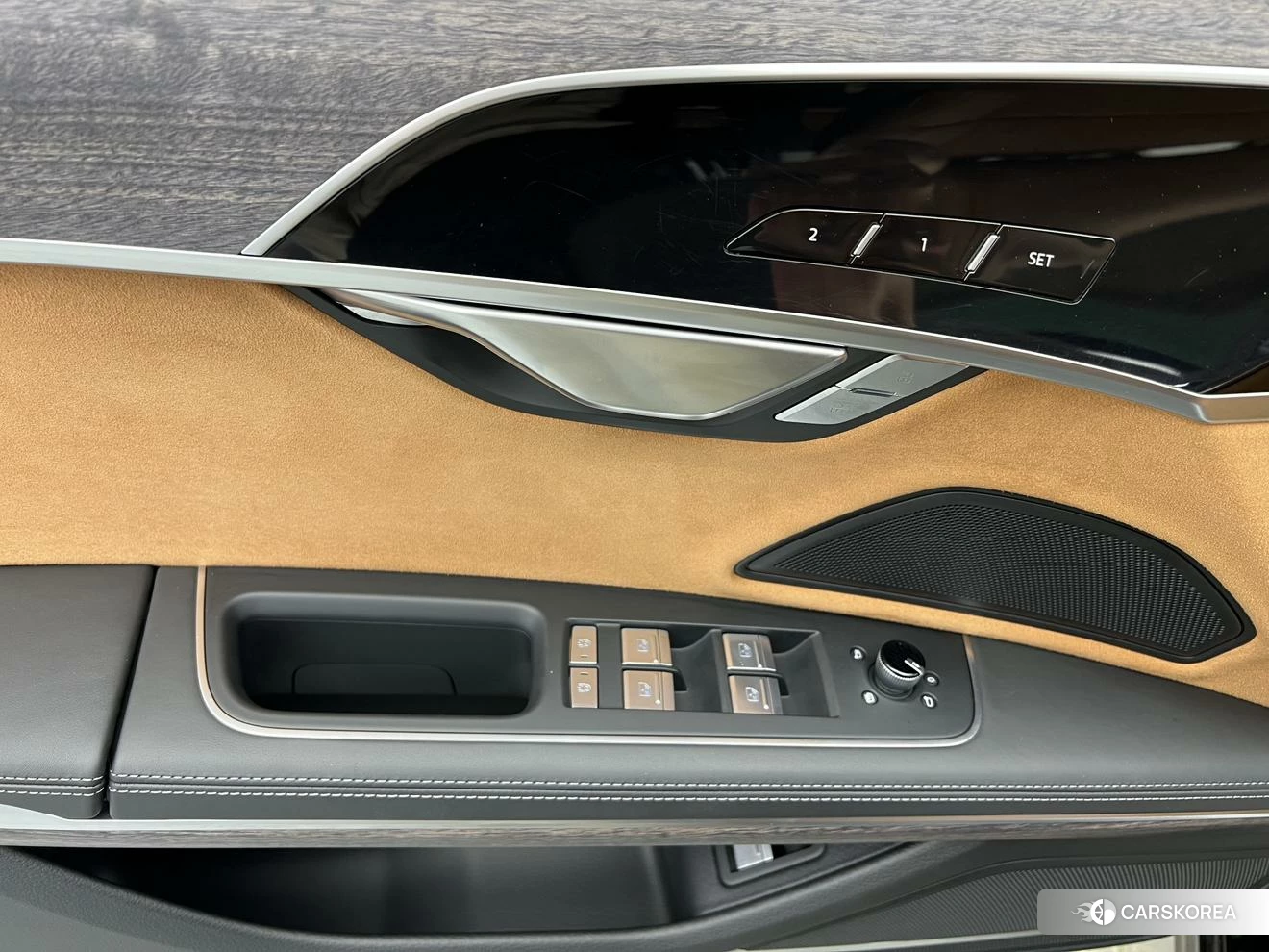 Audi A8 id 4492735 из Китая 11