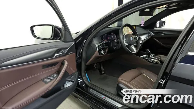 BMW 5 Series (G30) id 2668238 из Кореи 11