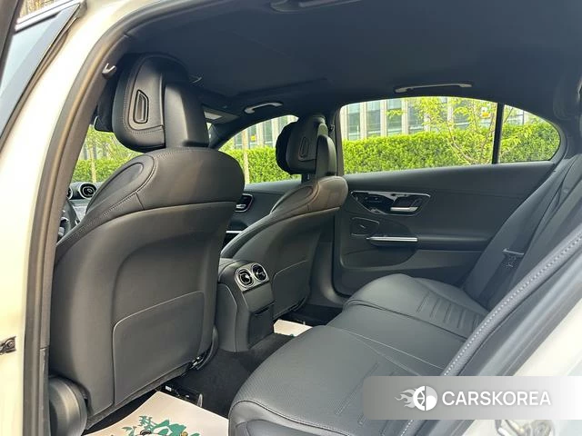Mercedes-Benz Class C id 4256044 из Китая 11