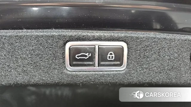 Hyundai Grandeur (GN7) id 3554876 из Кореи 11