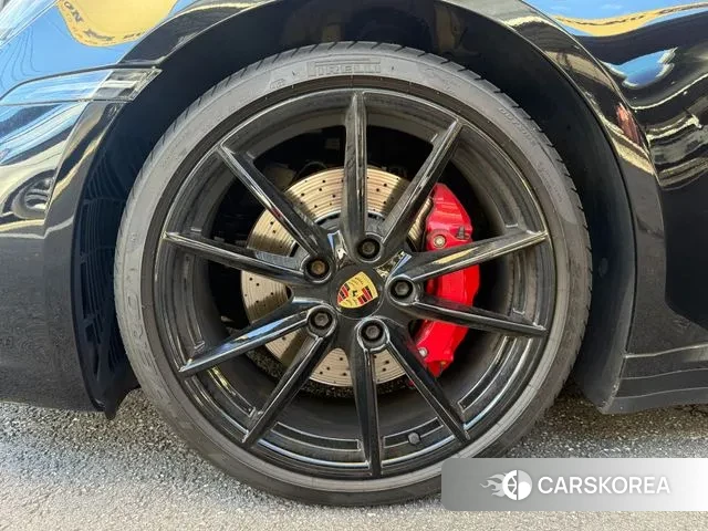 Porsche 911(992) id 3258876 из Кореи 11