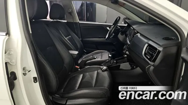 Kia Stonic id 2534963 из Кореи 11