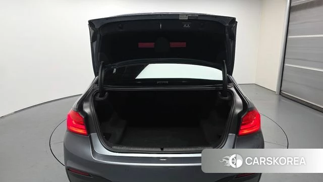 BMW 5 Series (G30) id 4587448 из Кореи 11